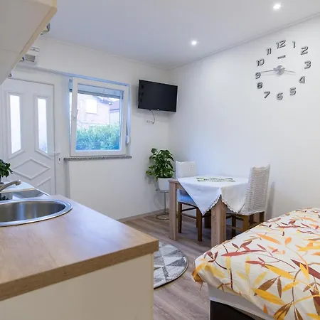 Solar Apartment